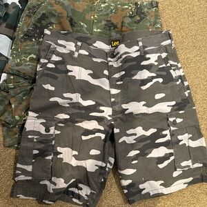 3 pair Men's Black and Gray Camouflage Cargo Shorts various brands Lee/Brandit